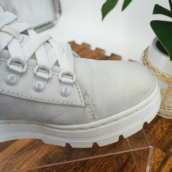 Dr. Martens Women's Combs W White Canvas Ankle Boots Size 6 US - Picture 12 of 14
